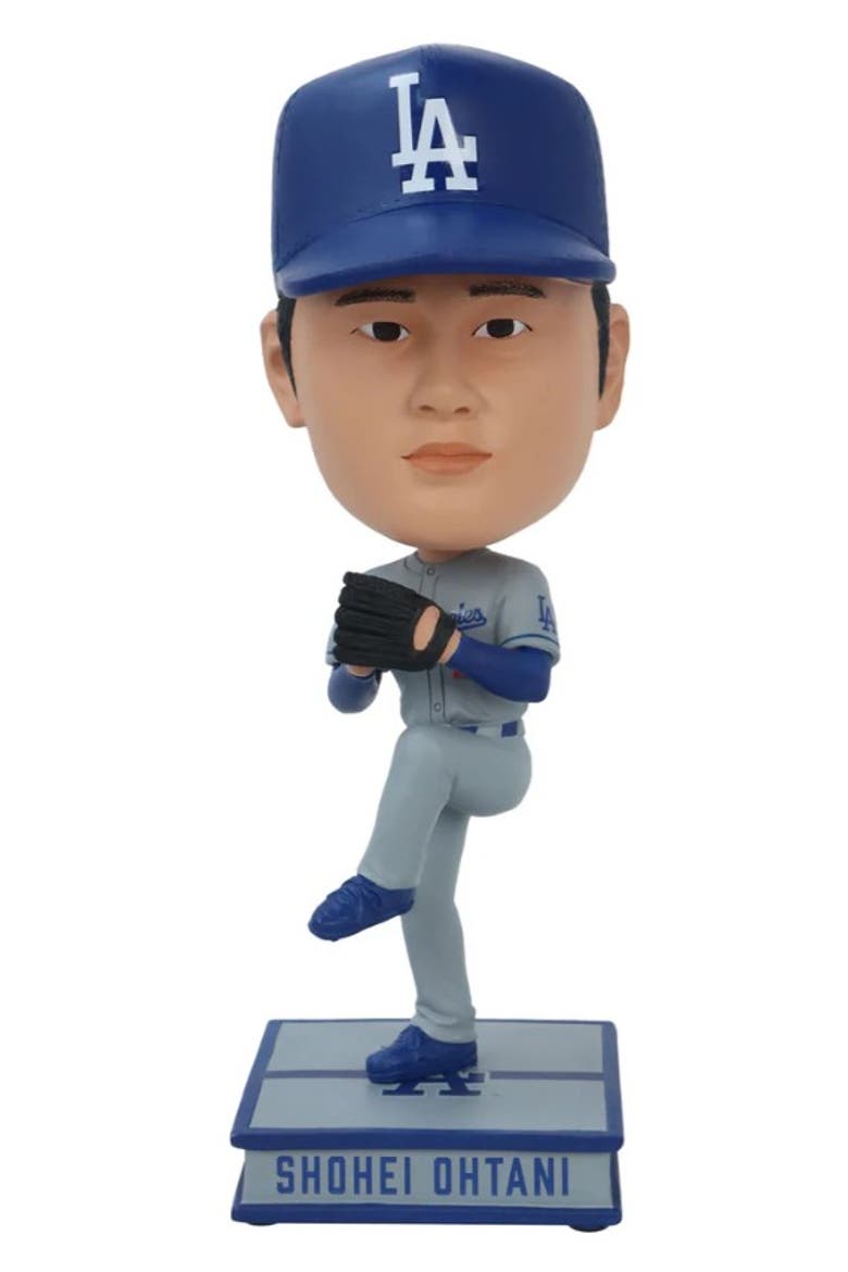 Shohei Ohtani (Los Angeles Dodgers) 9.5" Pitching Away Jersey Bighead Bobblehead, Main, color, Multi-Color