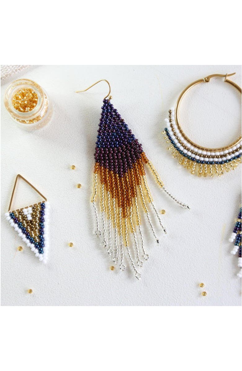 Fosterie Green Parrot Earrings, Alternate, color, 