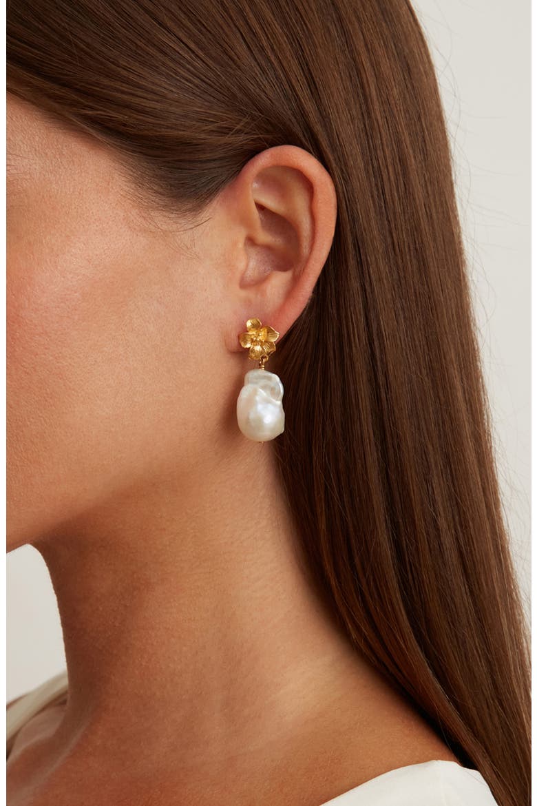 Hibiscus Freshwater Pearl Drop Earrings, Alternate, color, WHITE PEARL