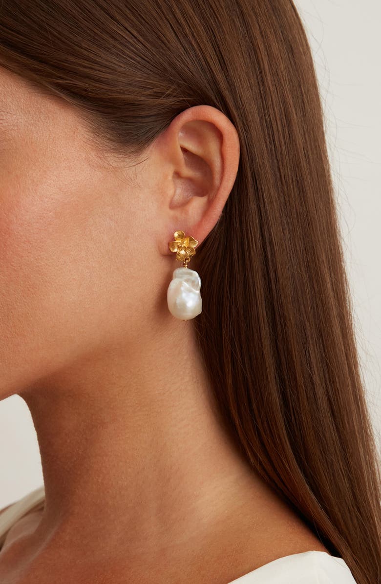 Chan Luu Hibiscus Freshwater Pearl Drop Earrings, Alternate, color, White Pearl