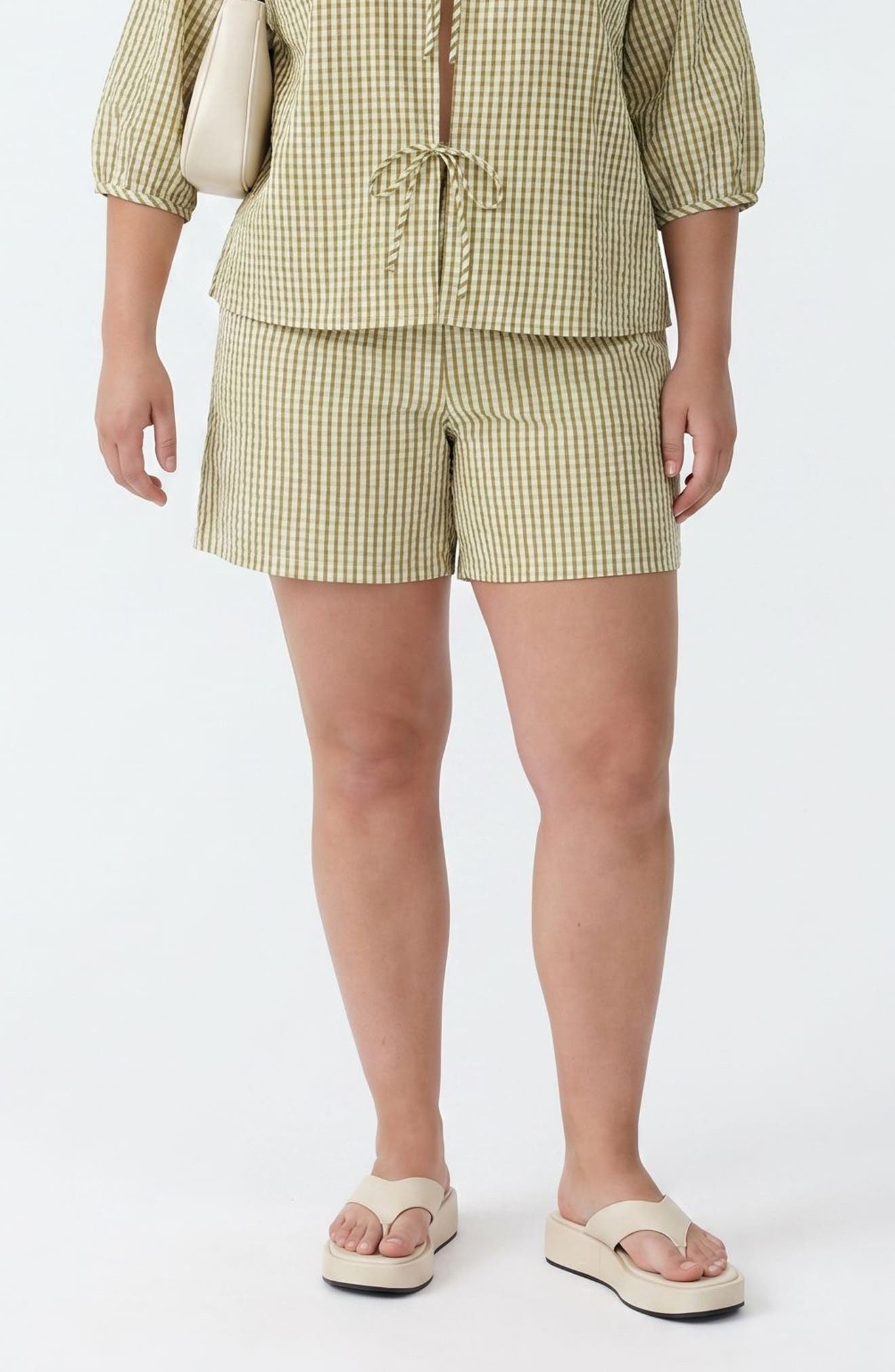 VERO MODA Gingham Shorts