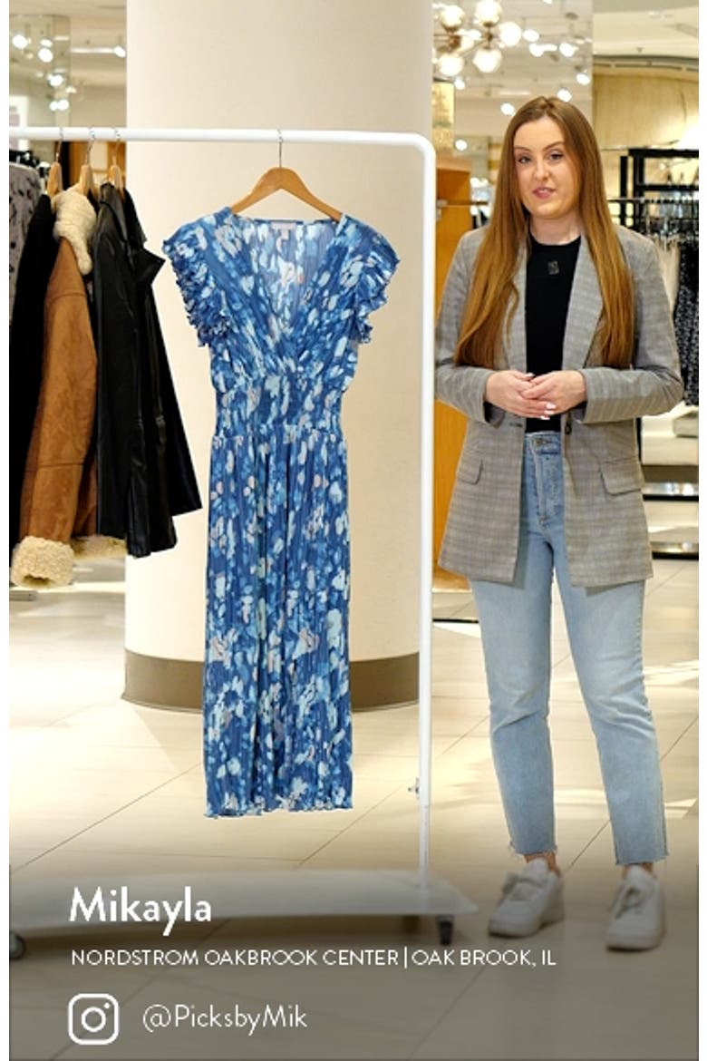 Flutter Sleeve Plissé Midi Dress video