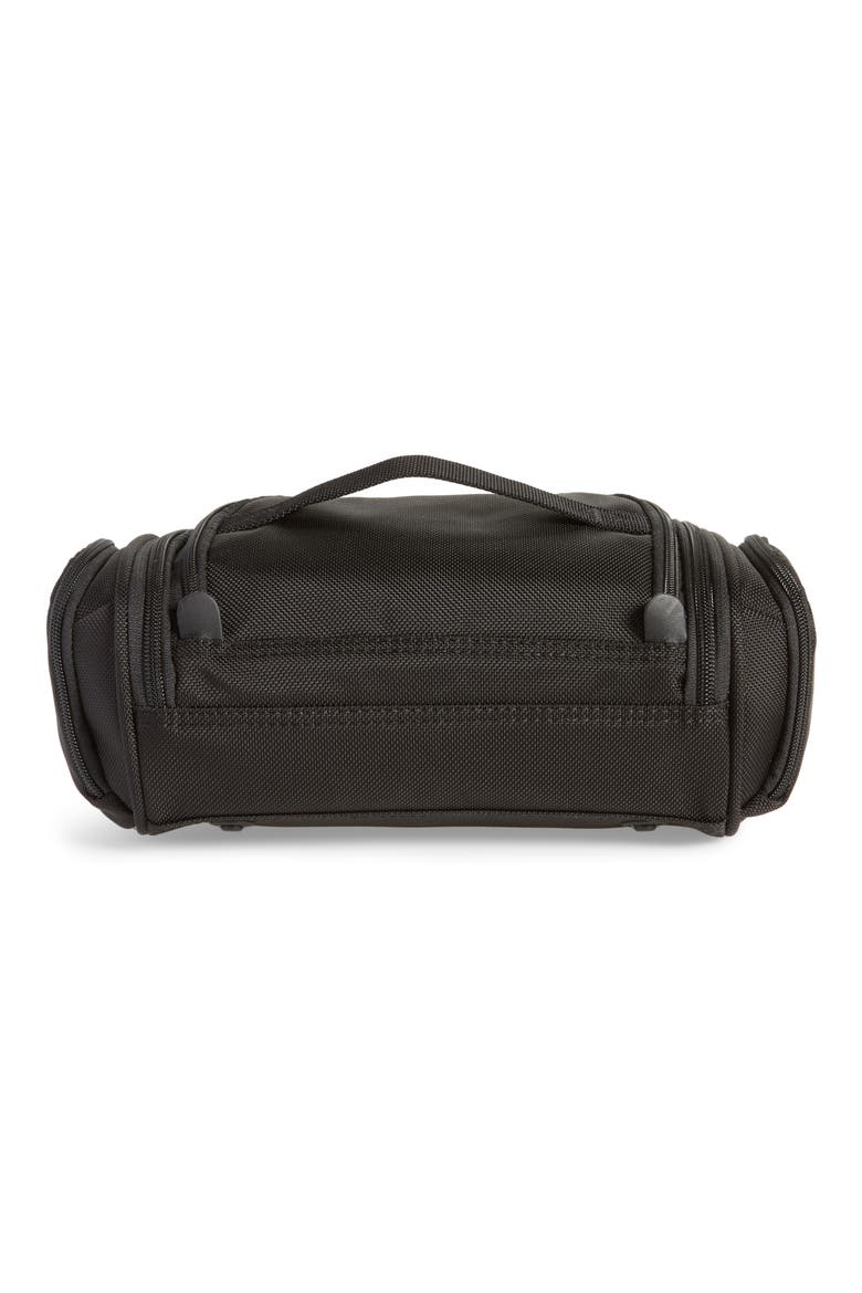 Baseline Executive Toiletry Kit, Alternate, color, BLACK