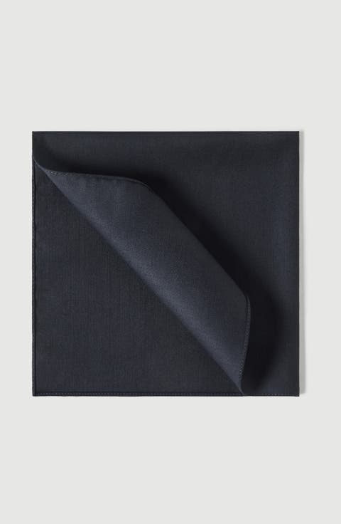 Virgin wool and silk twill pocket square