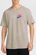 Nike Loose Graphic Tee