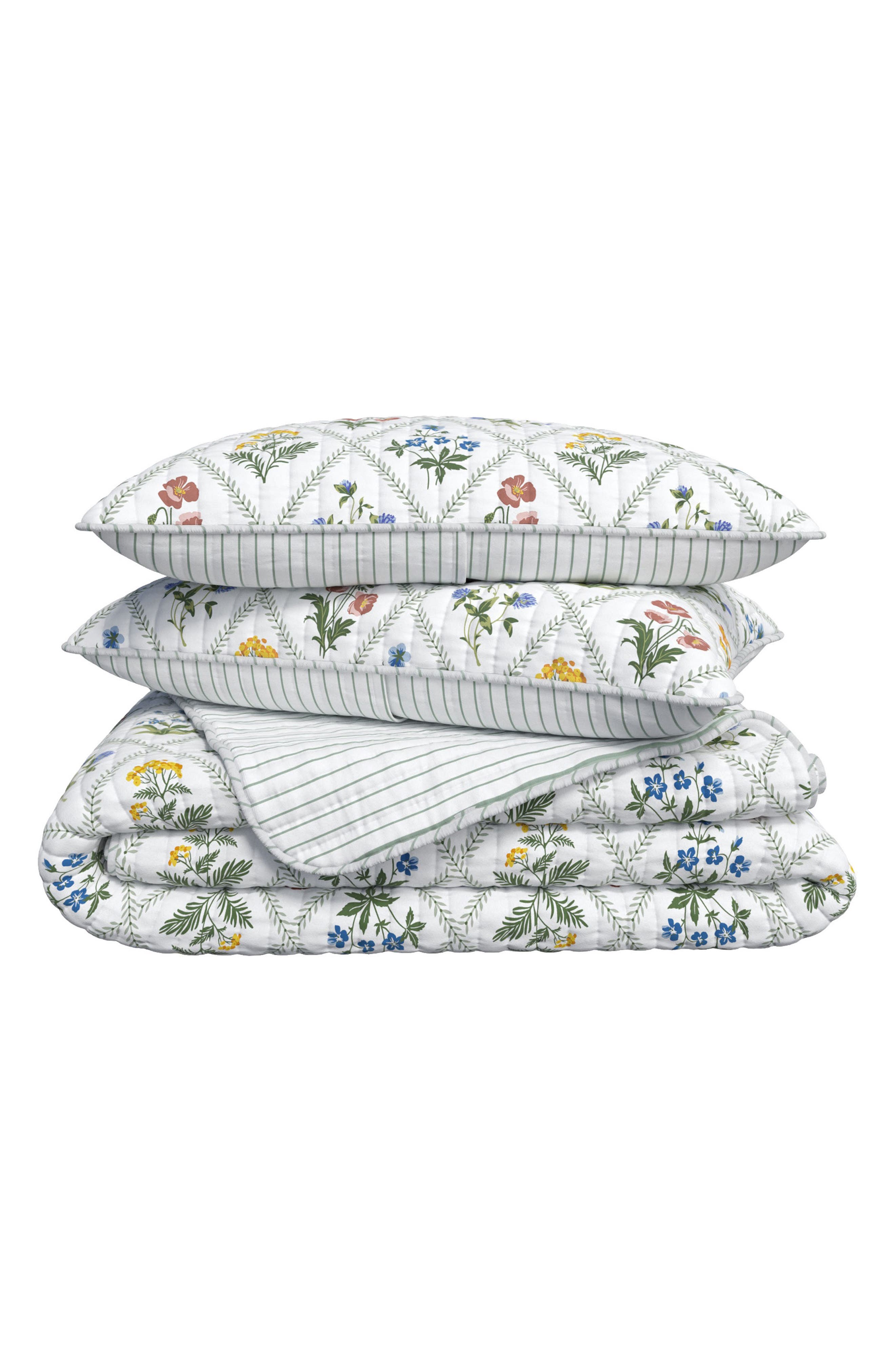 Floral Lattice Scalloped Quilt