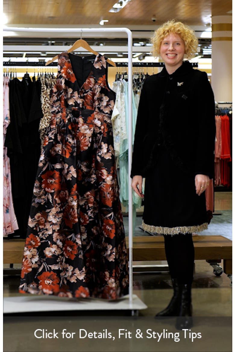 Floral Sleeveless Gown video