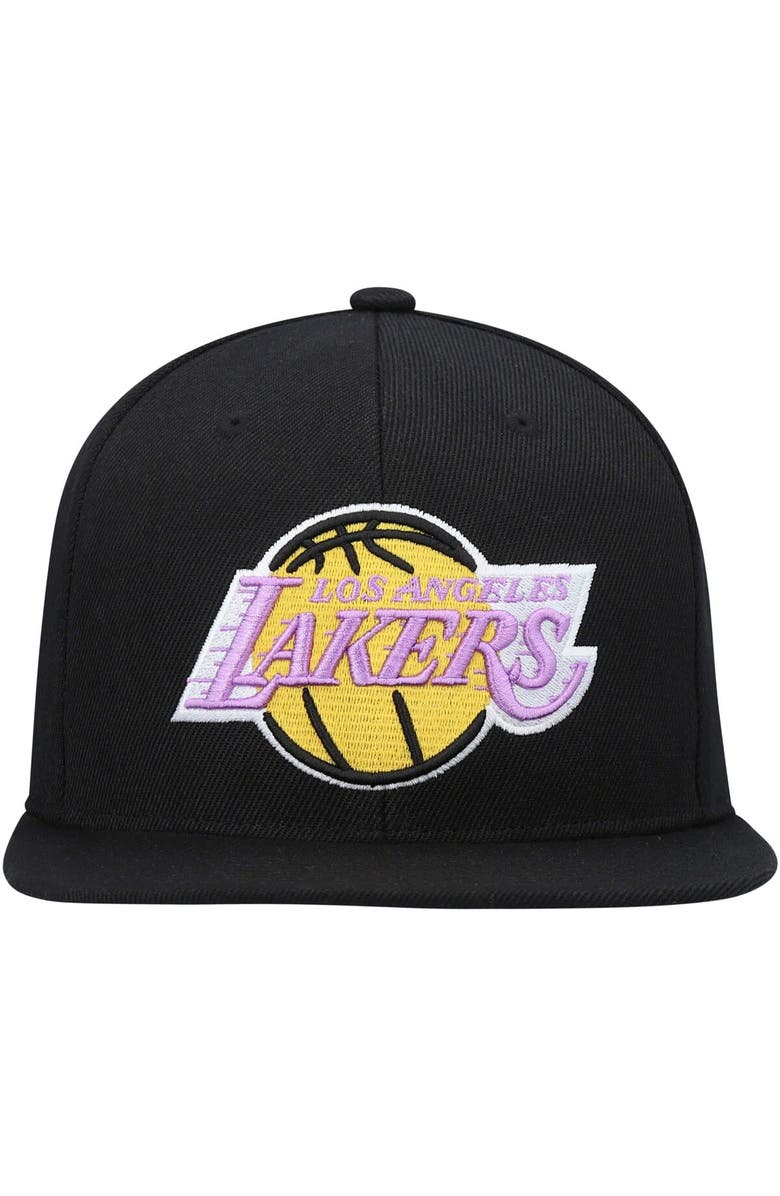 Mitchell & Ness Men's Mitchell & Ness Black Los Angeles Lakers Core Basic Snapback Hat, Alternate, color,