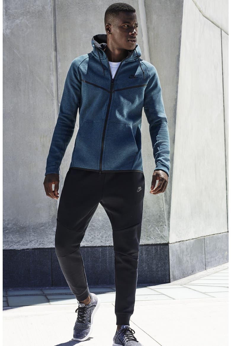 'Windrunner' Tech Fleece Hoodie, Alternate, color, CARBON HEATHER/ BLACK