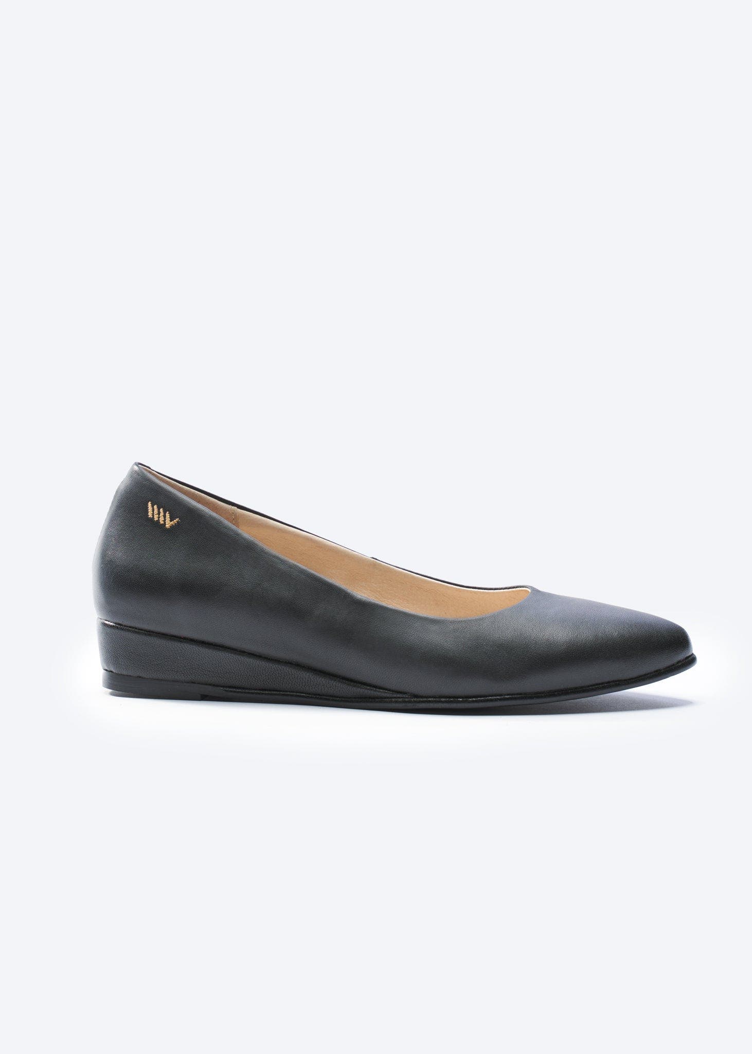 VISCATA Roma Leather Flats, Main, color, Black