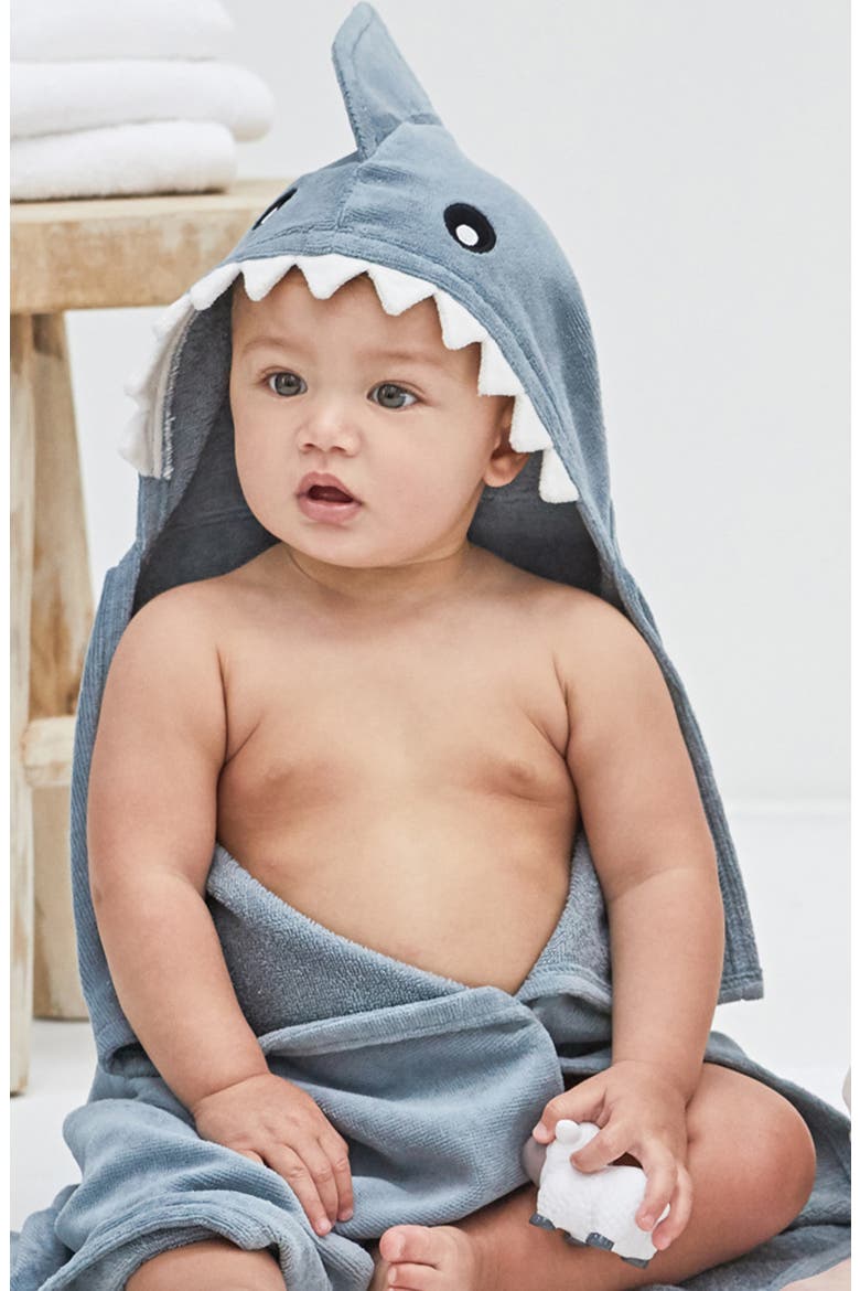 Terry Velour Hooded Shark Towel, Alternate, color, SLATE GRAY