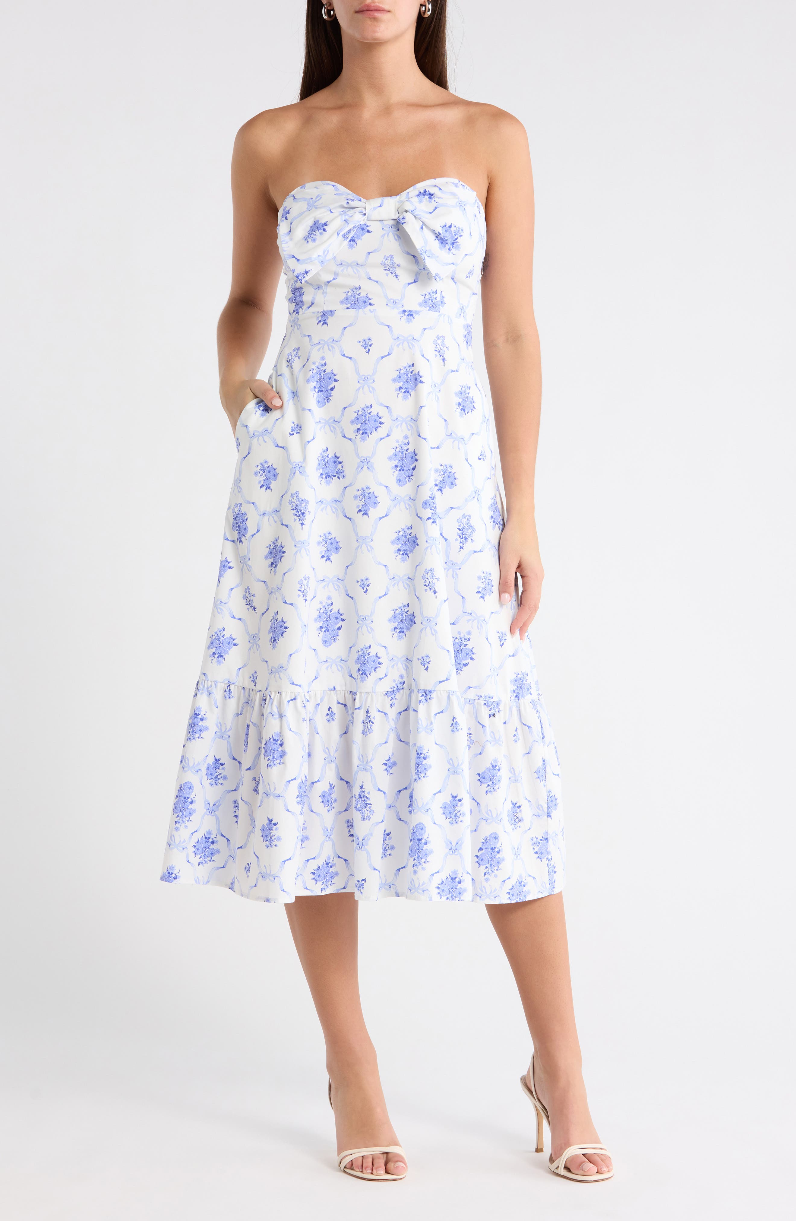 selected WHITE/ BLUE