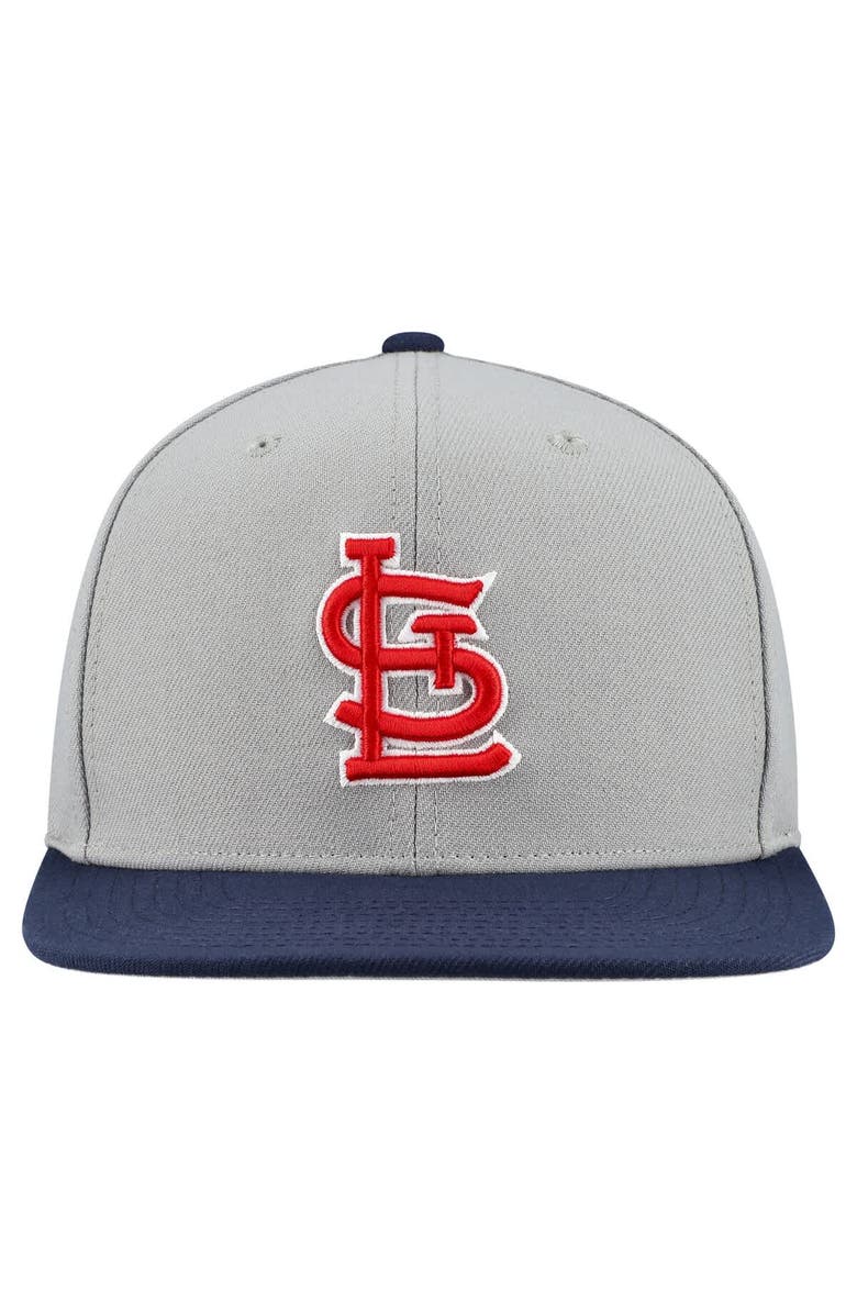 Mitchell & Ness Men's Mitchell & Ness Gray St. Louis Cardinals Cooperstown Collection Basic Flip Snapback Hat, Alternate, color, Gray