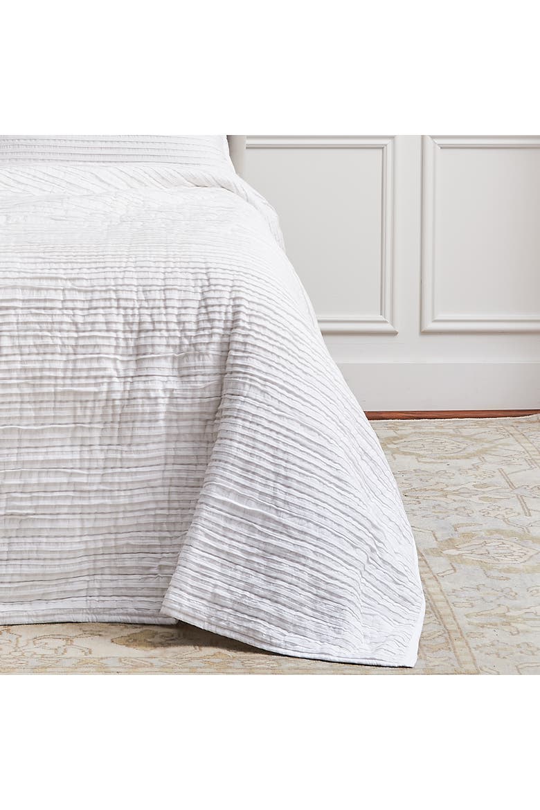 Tess Dove Queen Quilt, Alternate, color, White