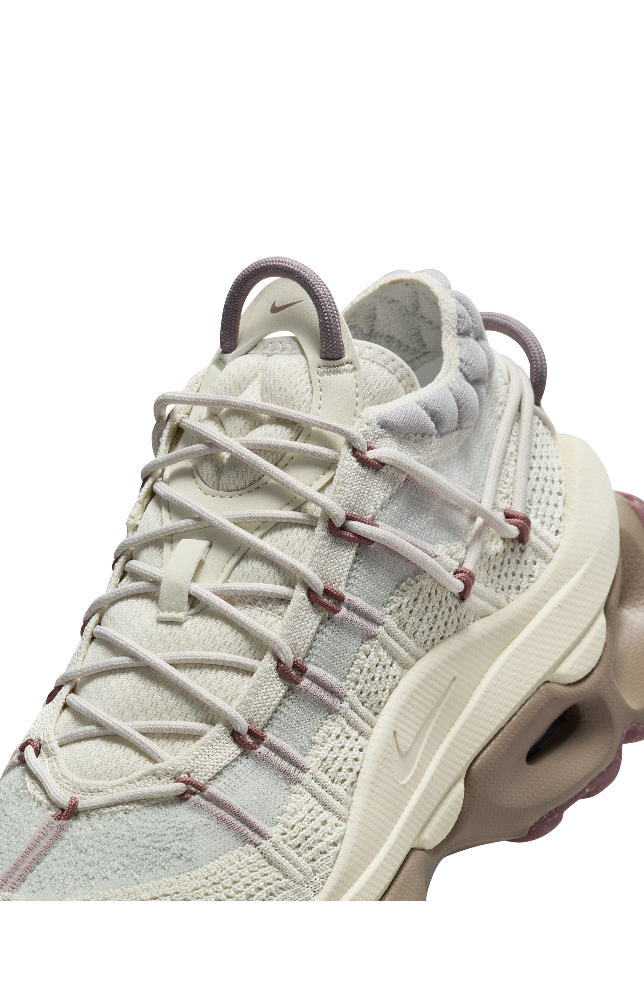 Air Max Flyknit Venture Sneaker (Women) | Nordstrom