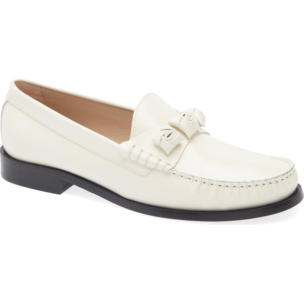 Stuart Weitzman Lottie Bow Loafers Cream In Cream.