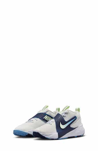 Nike Kids' Team Hustle D 12 Basketball Shoe