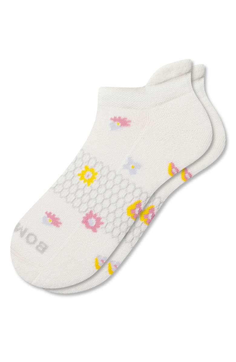 Bombas Tossed Flowers Cushioned Cotton Blend Ankle Socks, Main, color, White