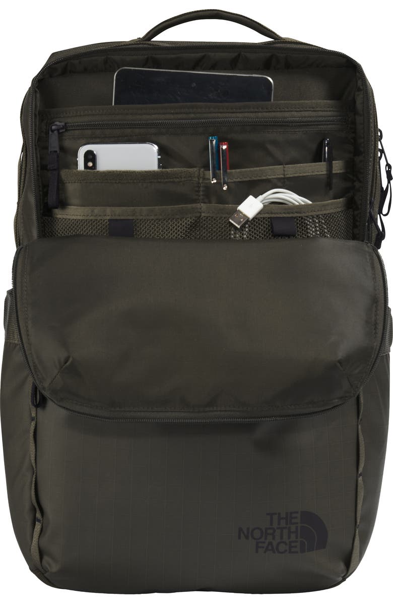 The North Face Base Camp Voyager Daypack Backpack, Alternate, color,