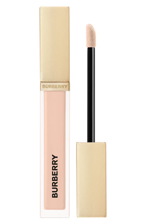 Burberry Beyond Wear Perfecting Concealer In 30 Light Cool