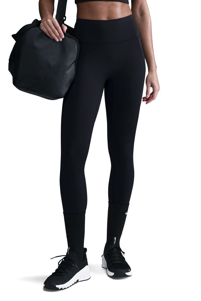 Universa Medium-Support High-Waisted Pocket 7/8 Leggings, Main, color, 010 BLACK/DKSKGY