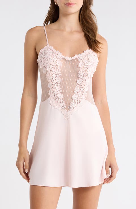 Showstopper Chemise