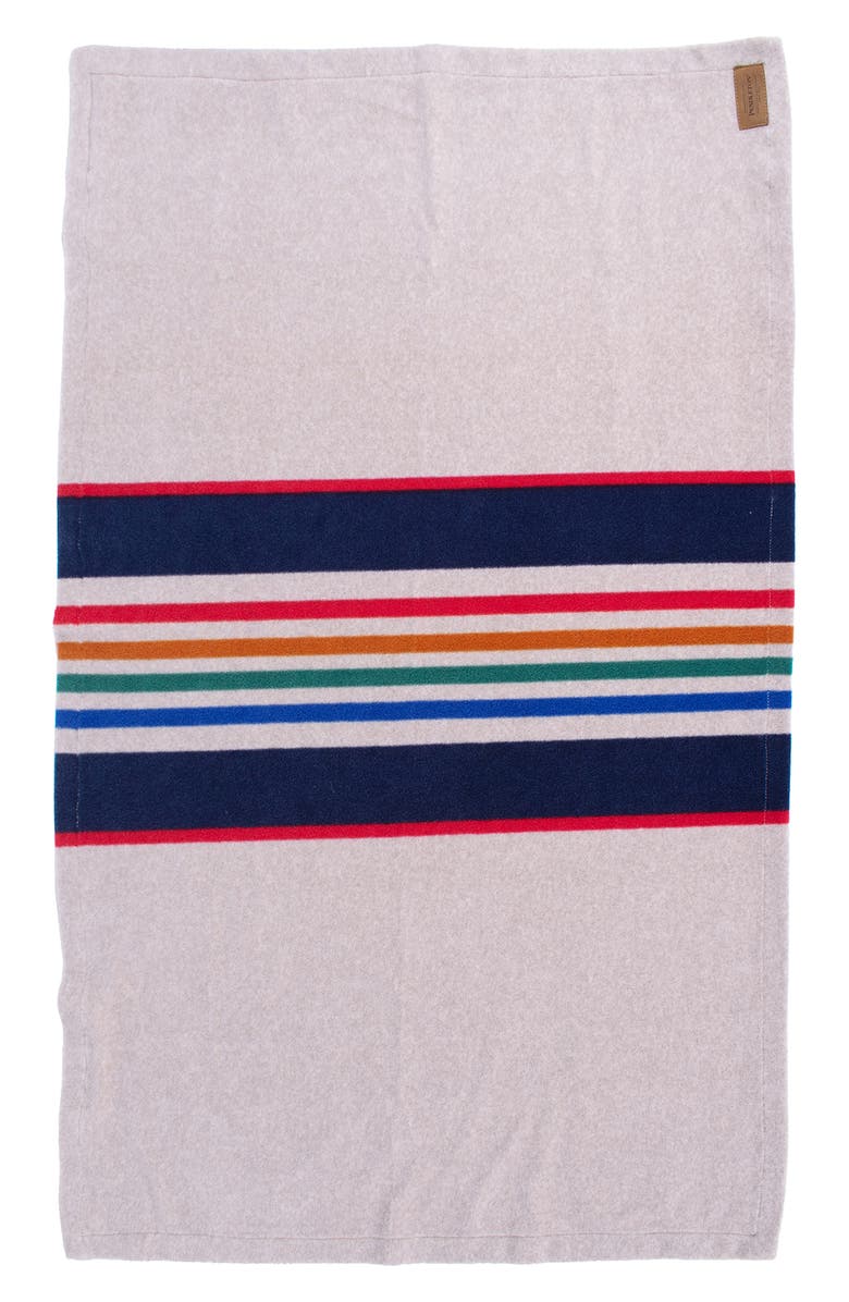 Pendleton National Park Fleece Crate Blanket, Alternate, color, Yellowstone Bear