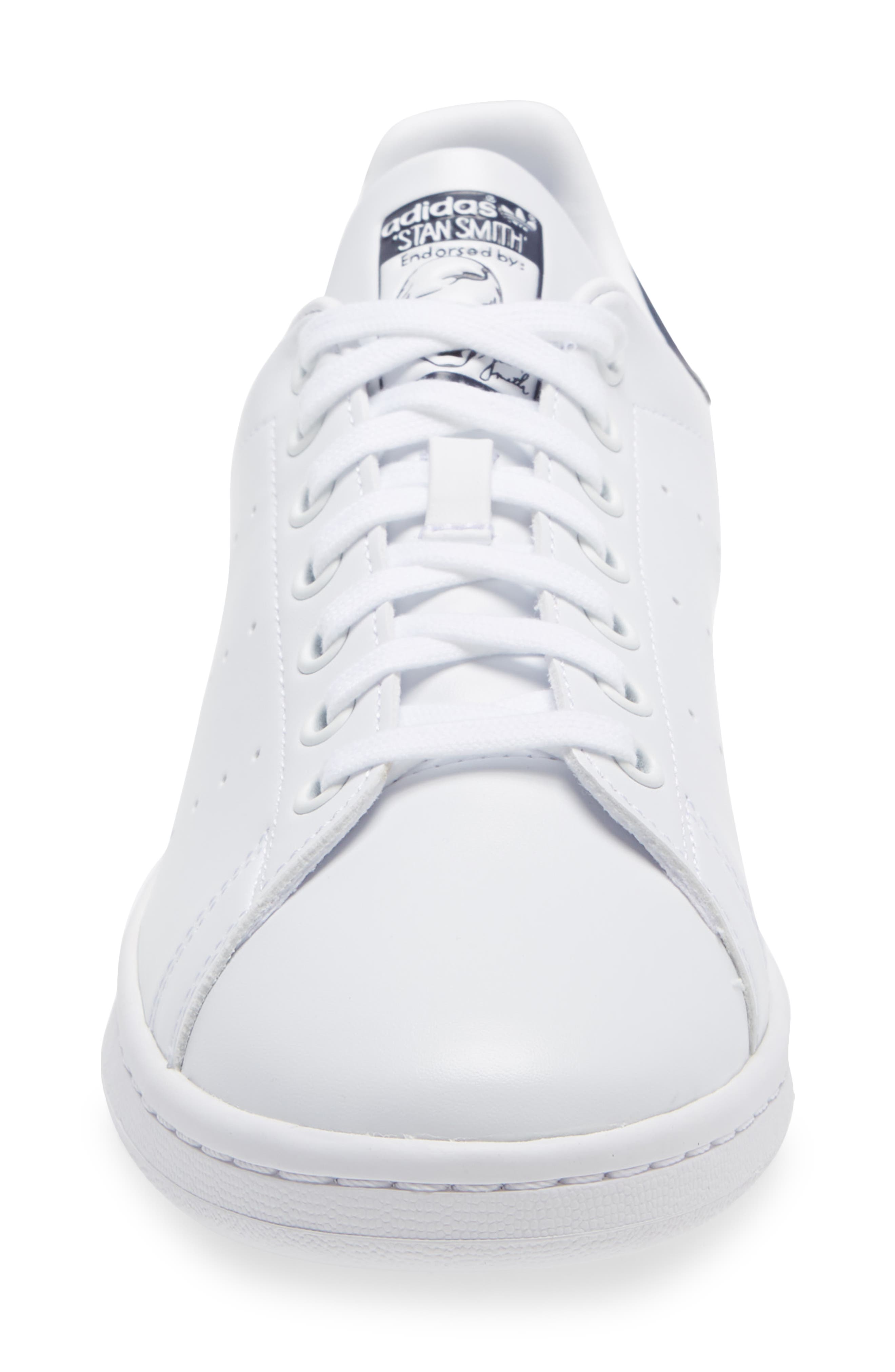 Stan Smith Low Top Sneaker, Alternate, color, WHITE/ WHITE/ COLLEGIATE NAVY