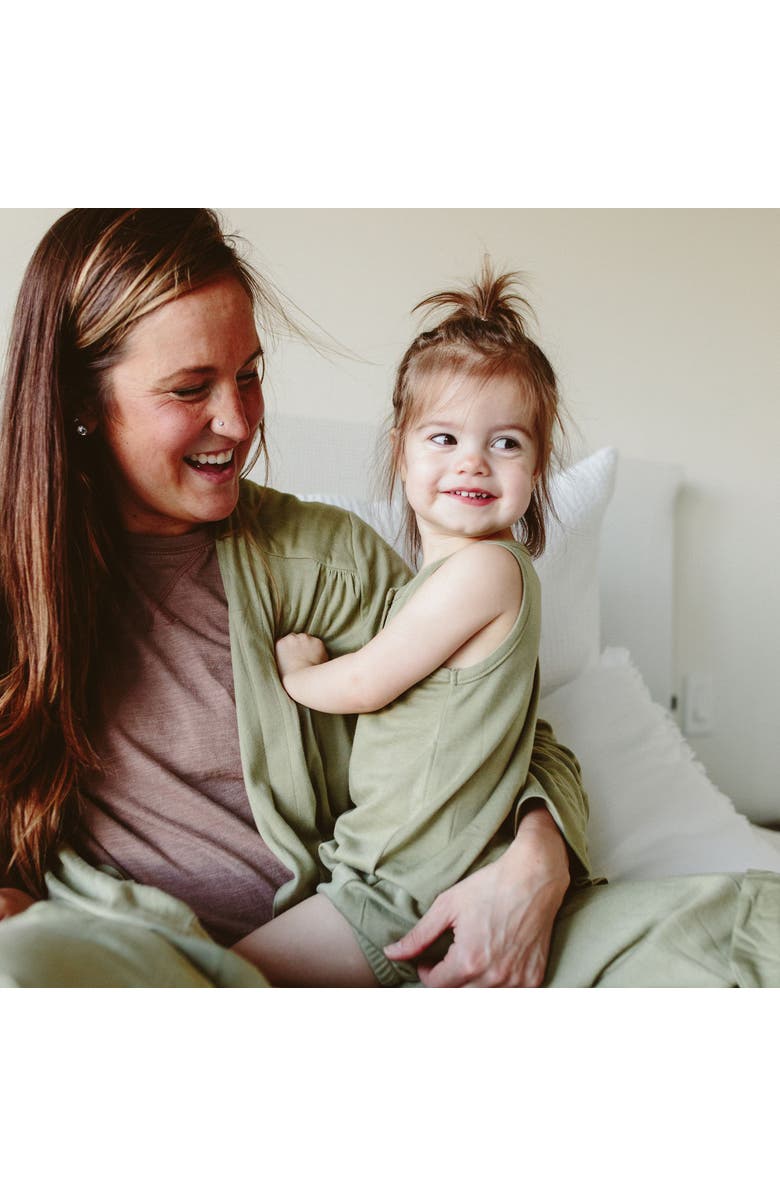 goumikids Goumi Quick Change Romper, Alternate, color, Artichoke