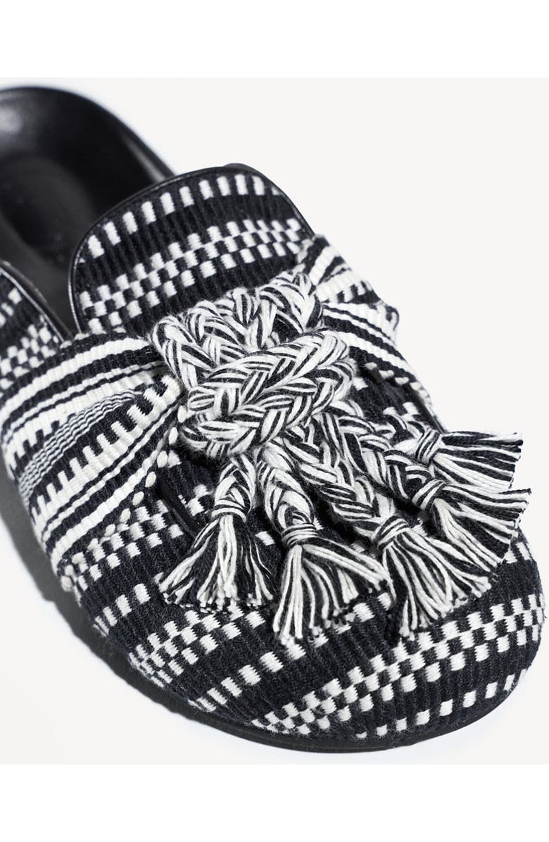 Amambaih Anto Clog, Alternate, color, Ivory-Black