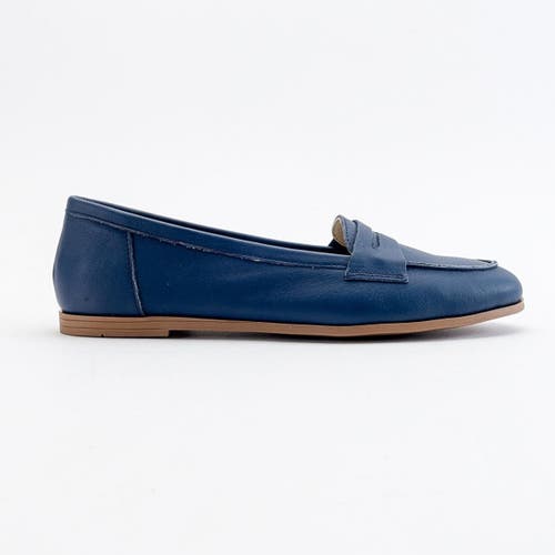 Forever & Always Shoes Dorothy Leather Loafer In Navy Blue Leather