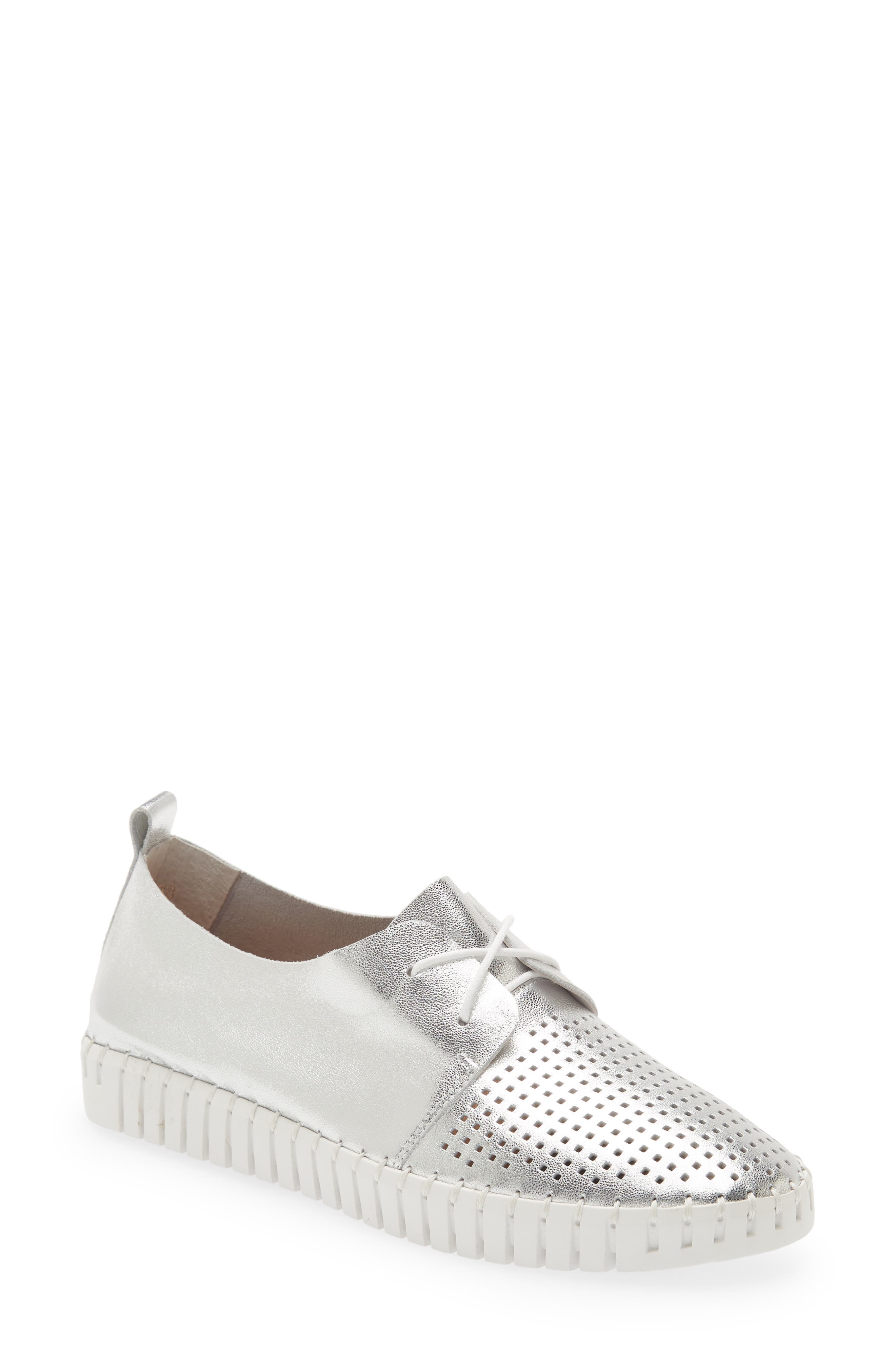 DJANGO AND JULIETTE Huston Low Top Sneaker, Main, color, 