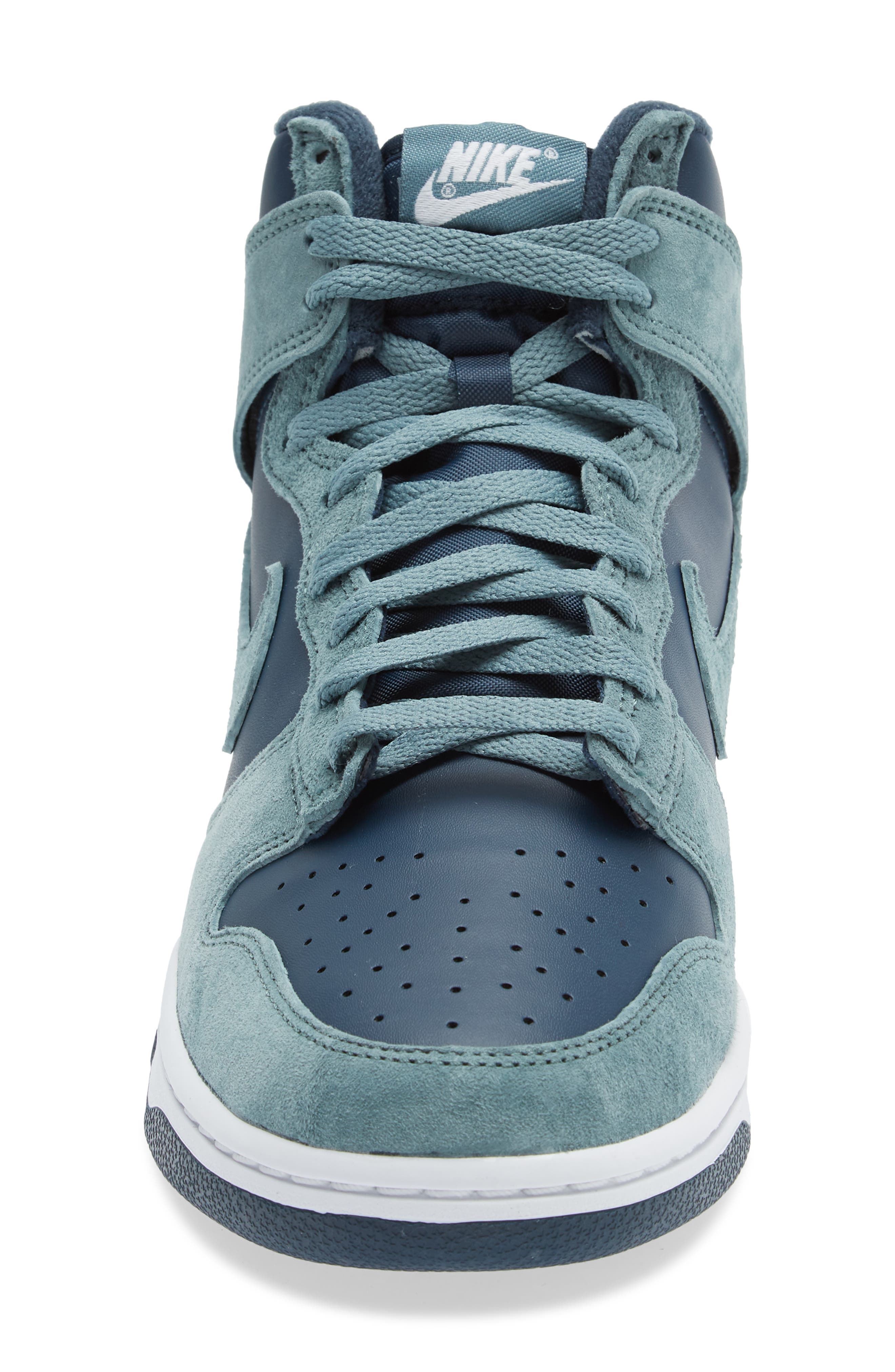 Nike Dunk Hi Retro PRM High Top Basketball Sneaker, Alternate, color, 