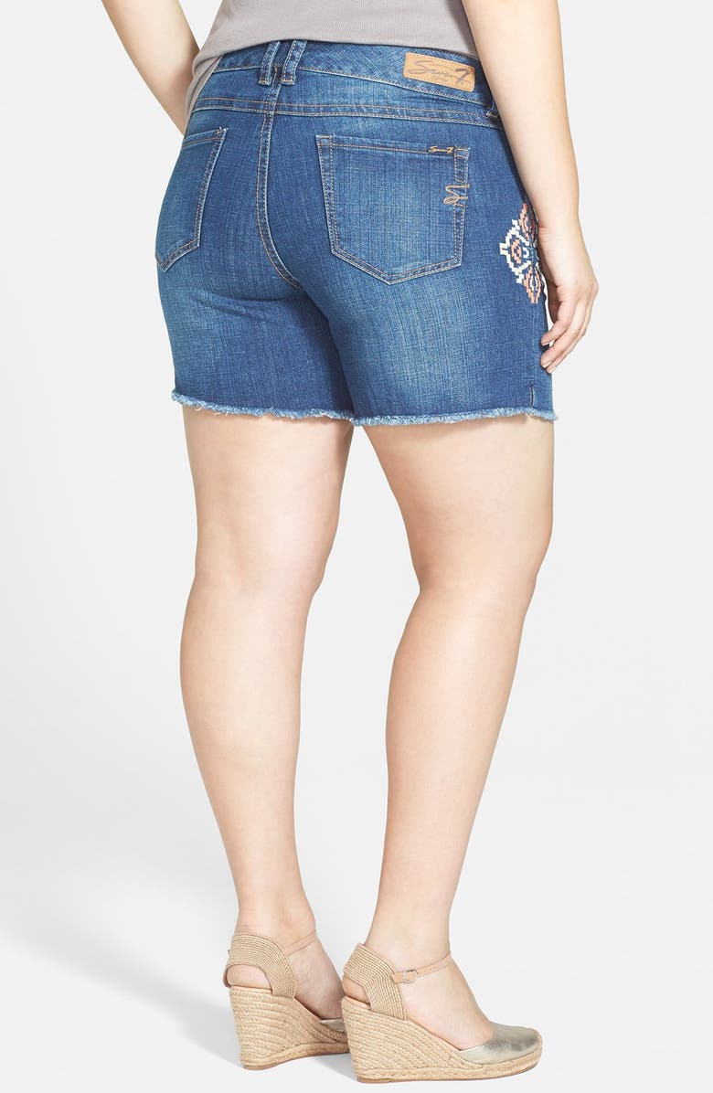 Seven7 Embroidered Side Stretch Denim Shorts, Alternate, color, 