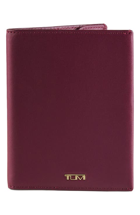 Nassau Passport Sleeve