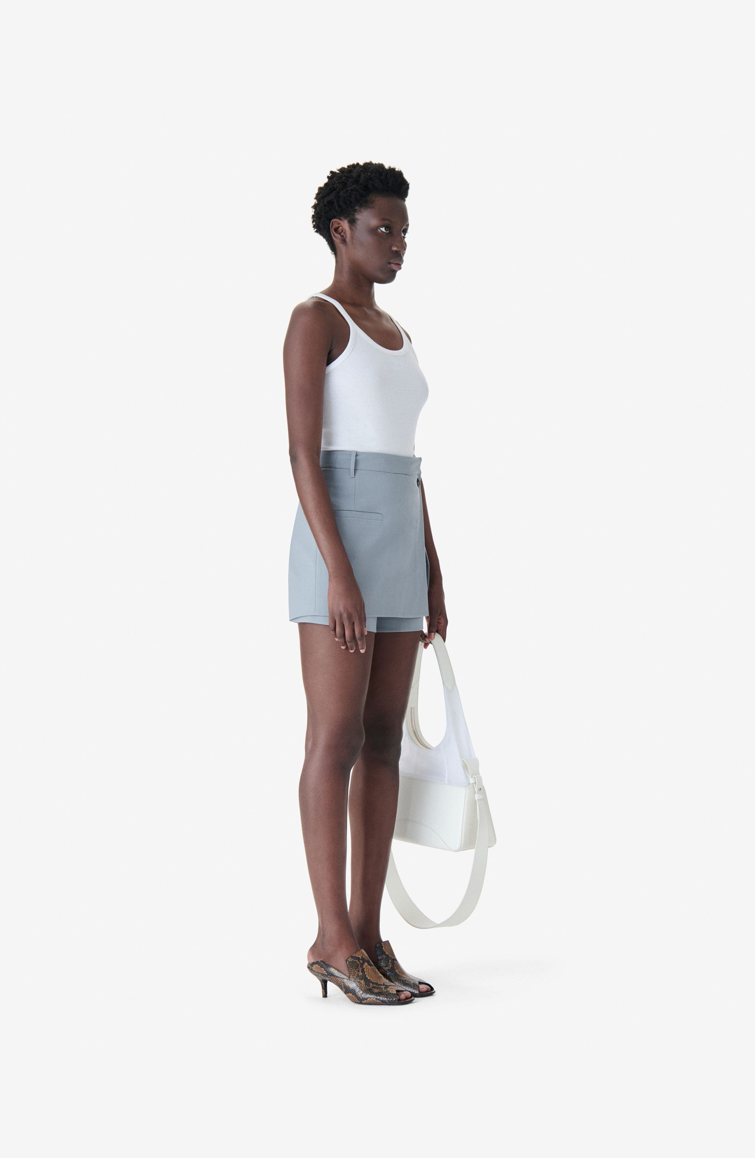 Amira Skort - image 2