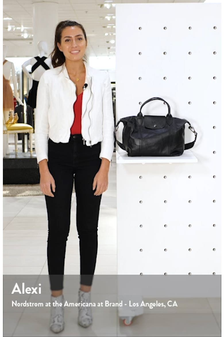 Medium Le Pliage Cuir Leather Top Handle Tote video