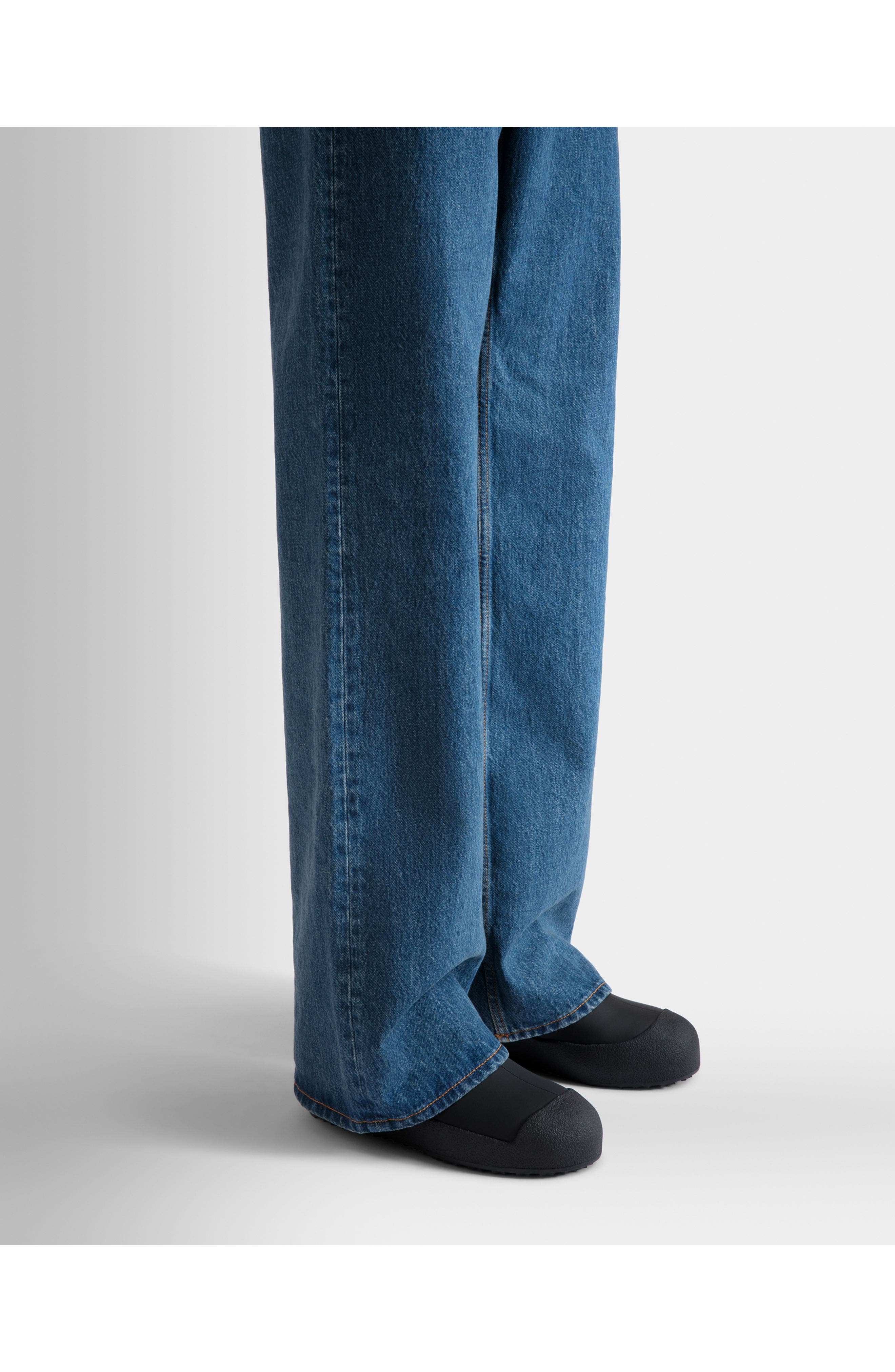 Bally Curling Bootie in Suede, Alternate, color, Black