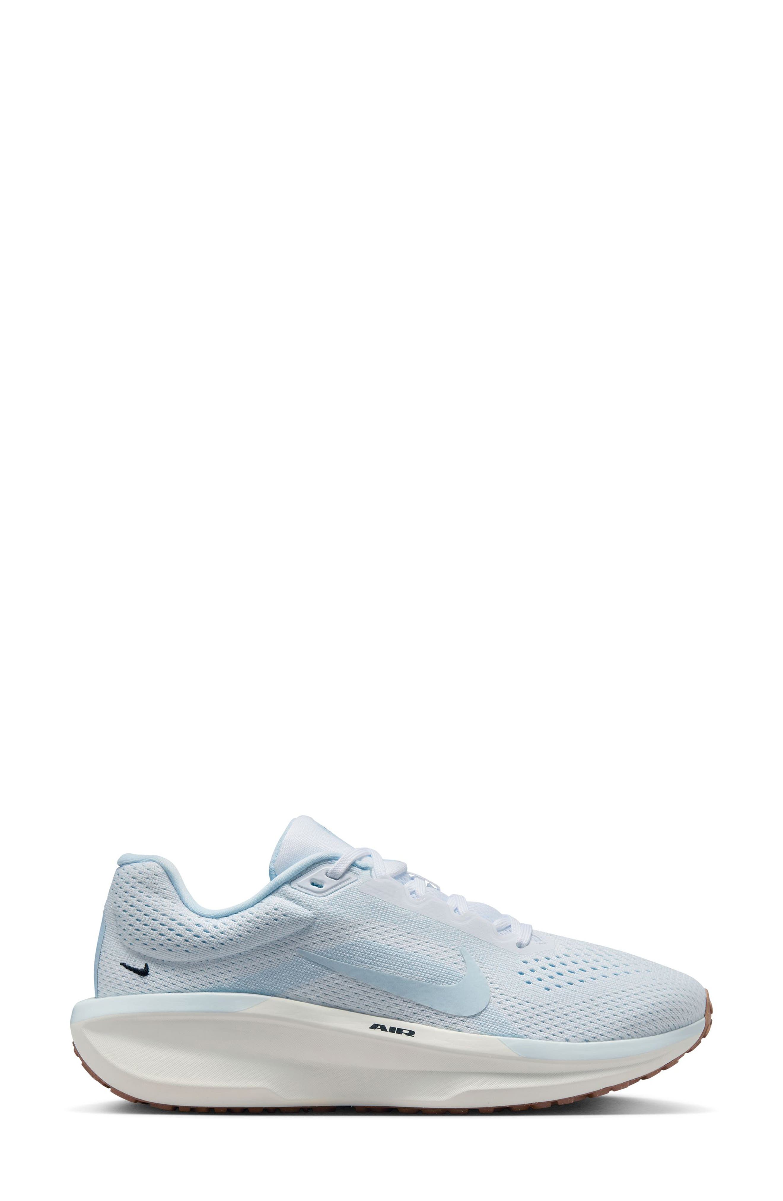 Air Winflo 11 Running Shoe, Alternate, color, 107 WHITE/BLACK