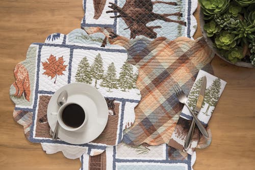 C & F Home C&f Home Oakley Maple Leaf Acorn Pinecone Black Bear Cabin Pine Trees Scalloped Placemats Set Of 6, In Brown
