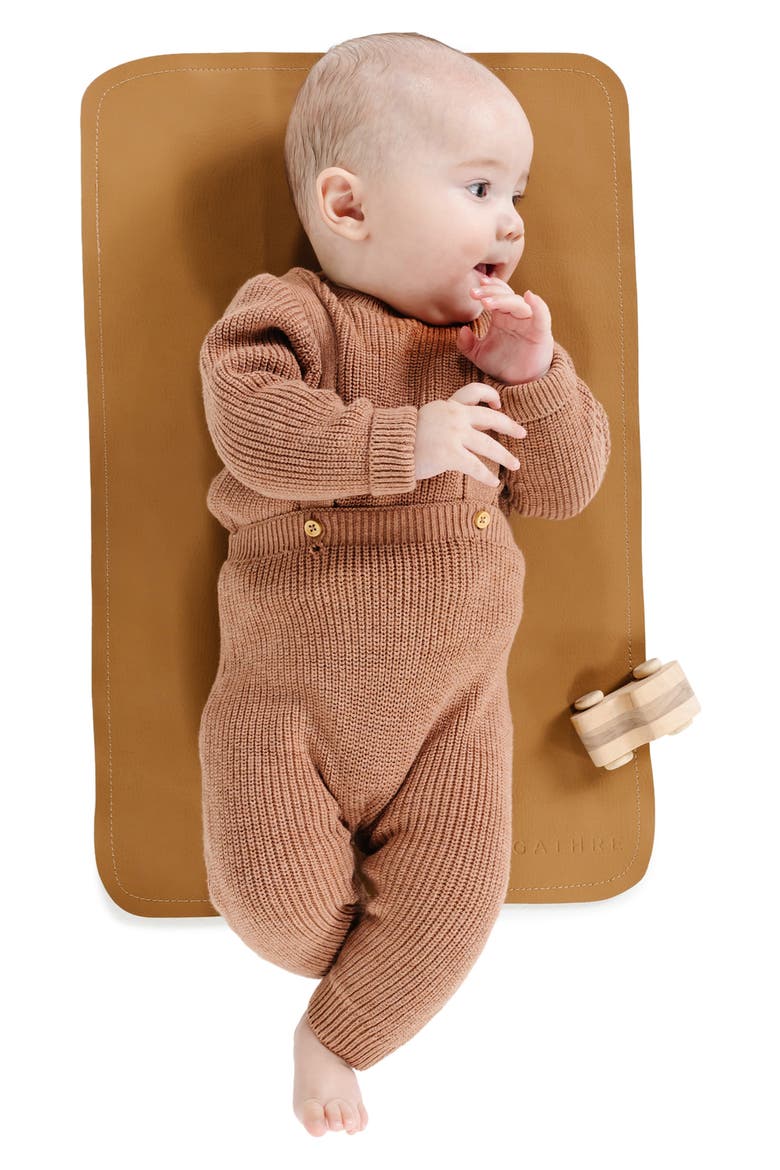 Changing Mat, Main, color, CAMEL