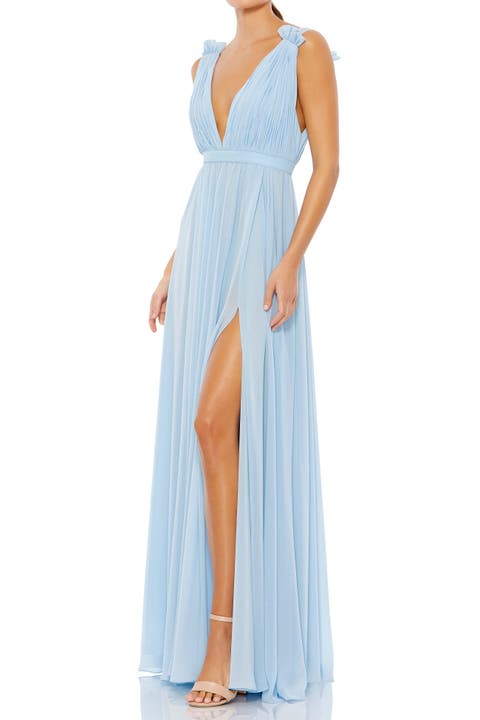 Petite Sleeveless Pleated Chiffon V-Neck Gown