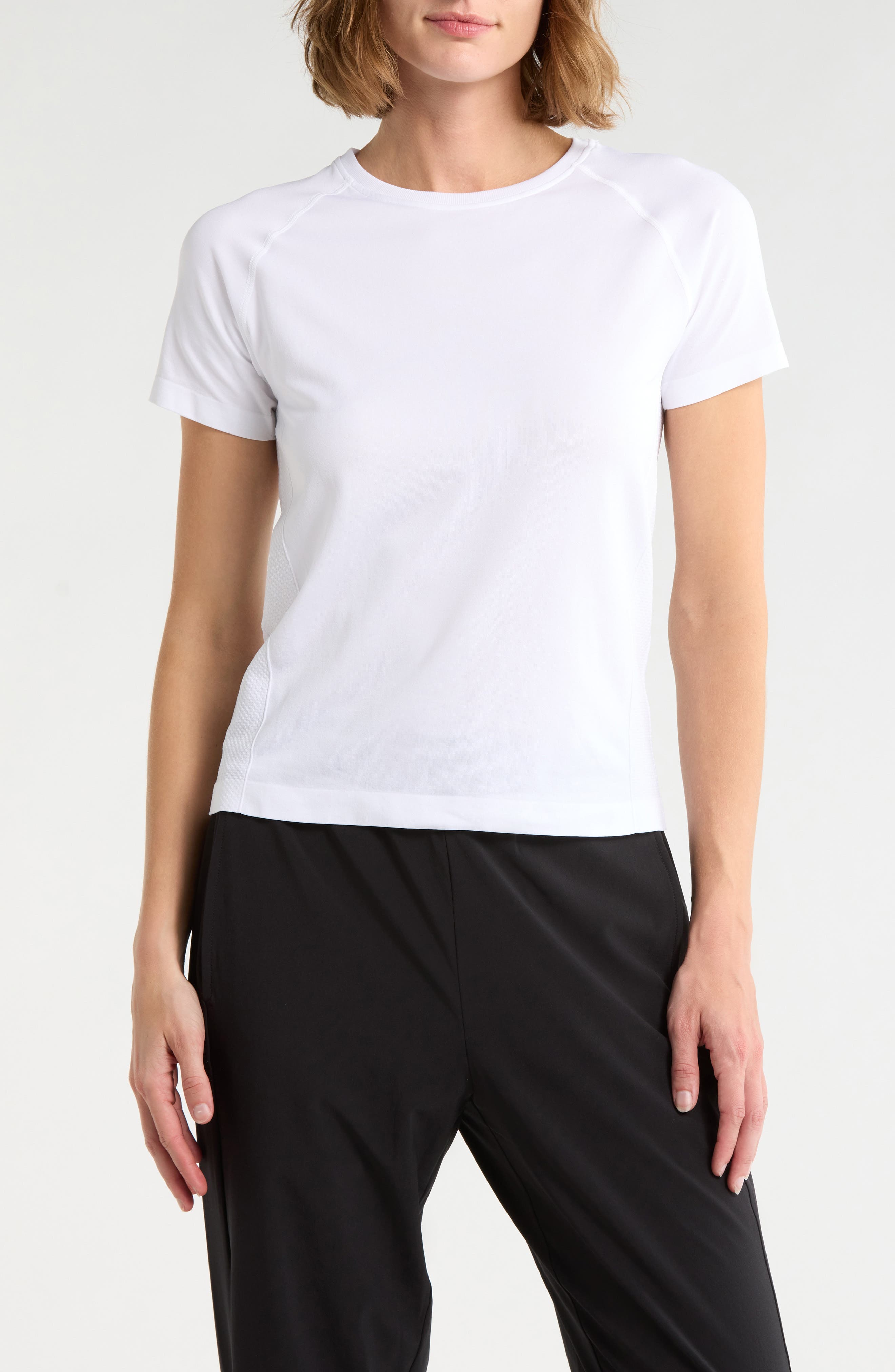 Stretch Seamless Tee
