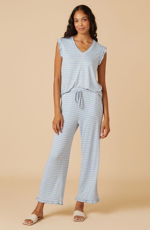 Dream Ruffle V-neck with Cropped Ruffle Edge Pant