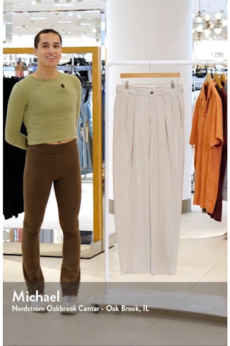 Charleston Washed Poplin Chino Pants video