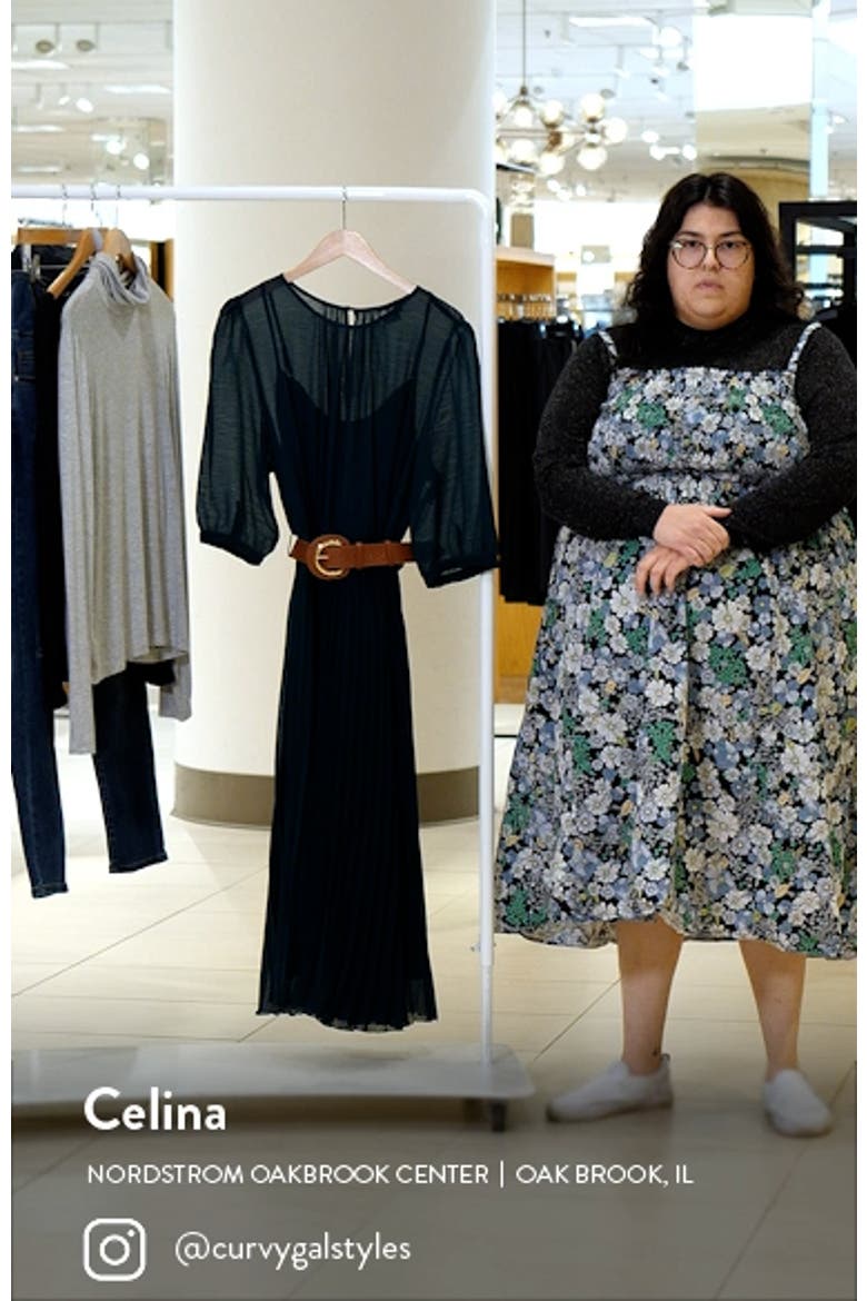 Love Pleat Belted Dress video