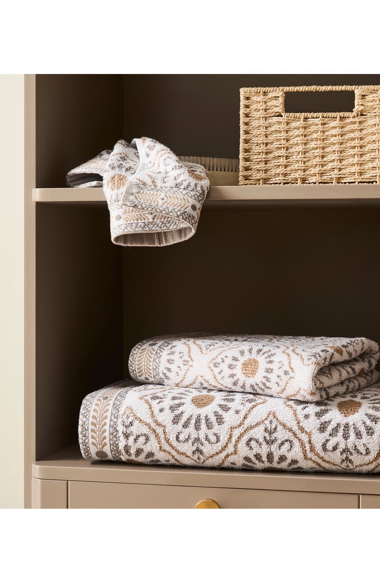 John Robshaw Rangila Bath Towel, Alternate, color, Linen