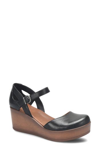 B O C By Børn Derby Wedge Pump In Black