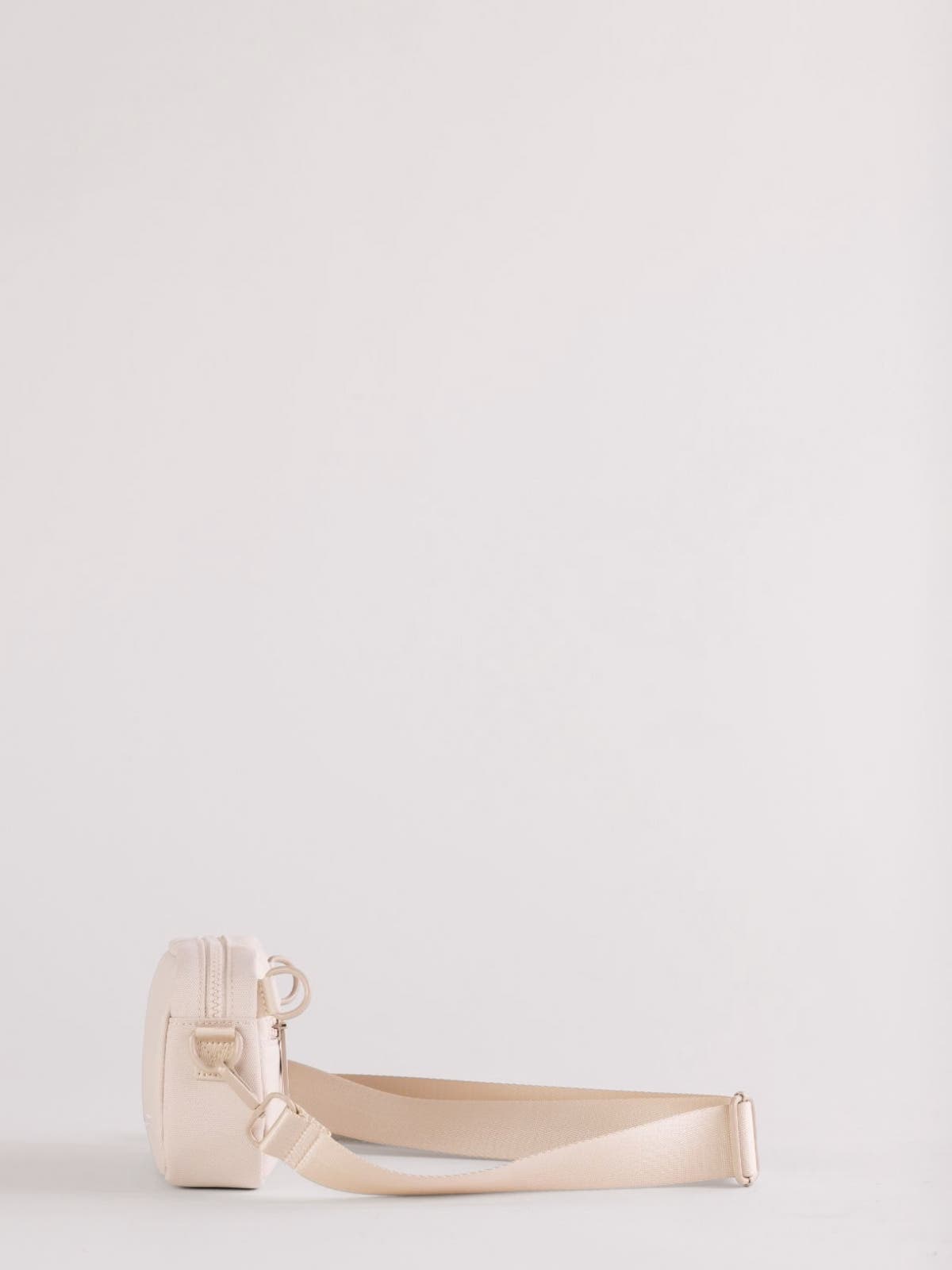 AUGUSTNOA Fanny Pack Crossbody Bag, Alternate, color, Cream