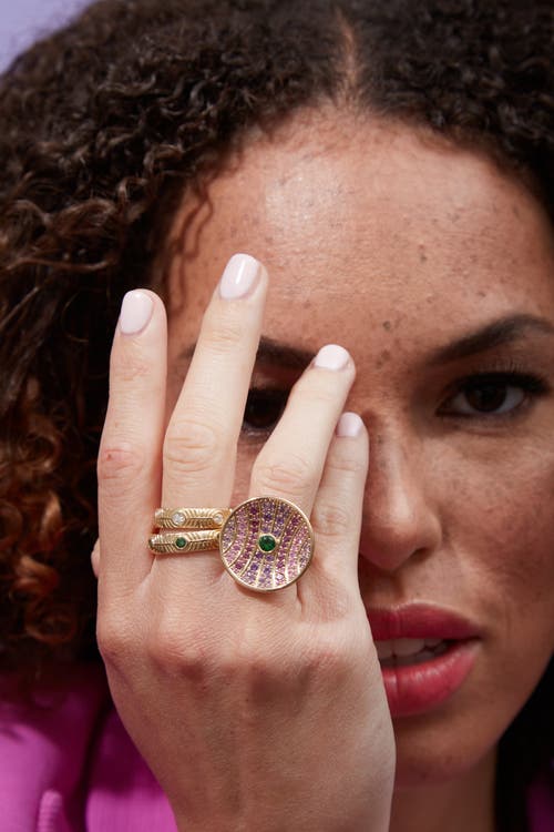 Campbell + Charlotte Revel Ribbed Stacking Band In Gold